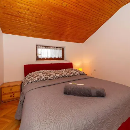 Three Bedroom In Biograd Casa de hóspedes 3*