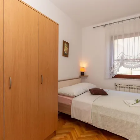 Three Bedroom In Biograd Casa de hóspedes 3*