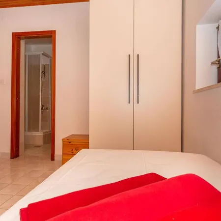 Three Bedroom In Biograd 3*
