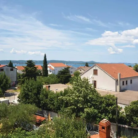 بيت ضيافة Three Bedroom In Biograd 3*