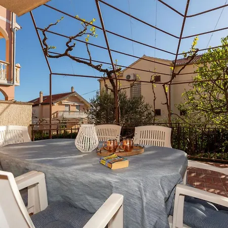 Three Bedroom In Biograd 3* بيوغْغاد نا موغو